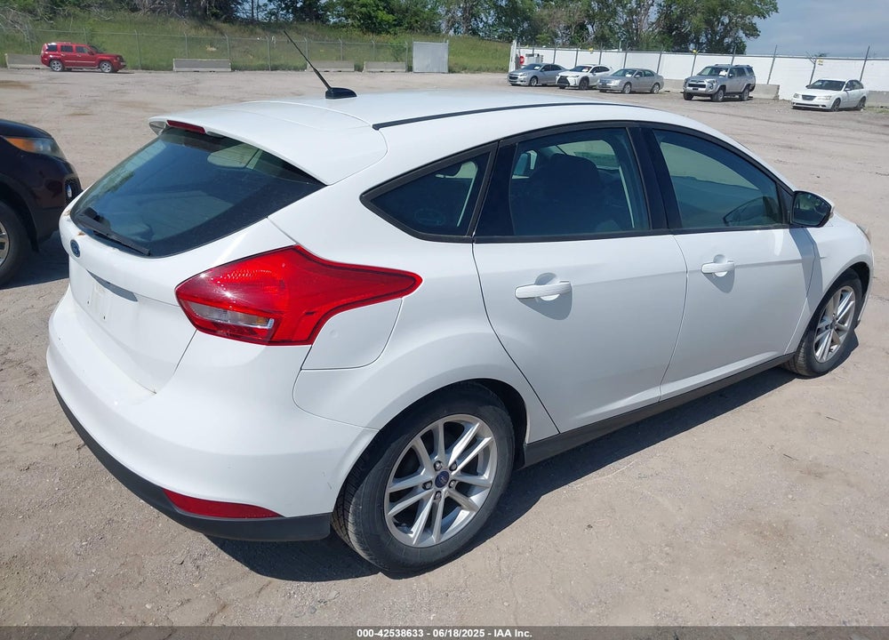 2015 FORD FOCUS VIN: 1FADP3K26FL261708