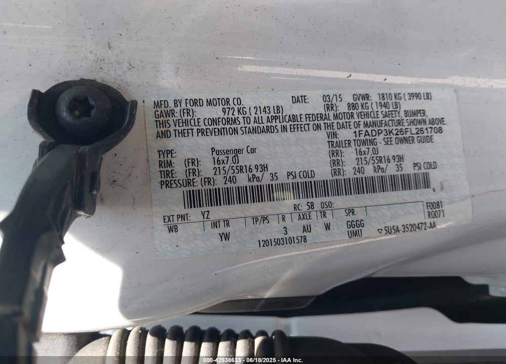 2015 FORD FOCUS VIN: 1FADP3K26FL261708