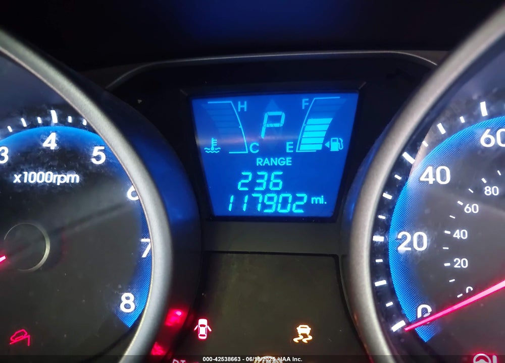 2015 HYUNDAI TUCSON VIN: KM8JU3AG5FU961745