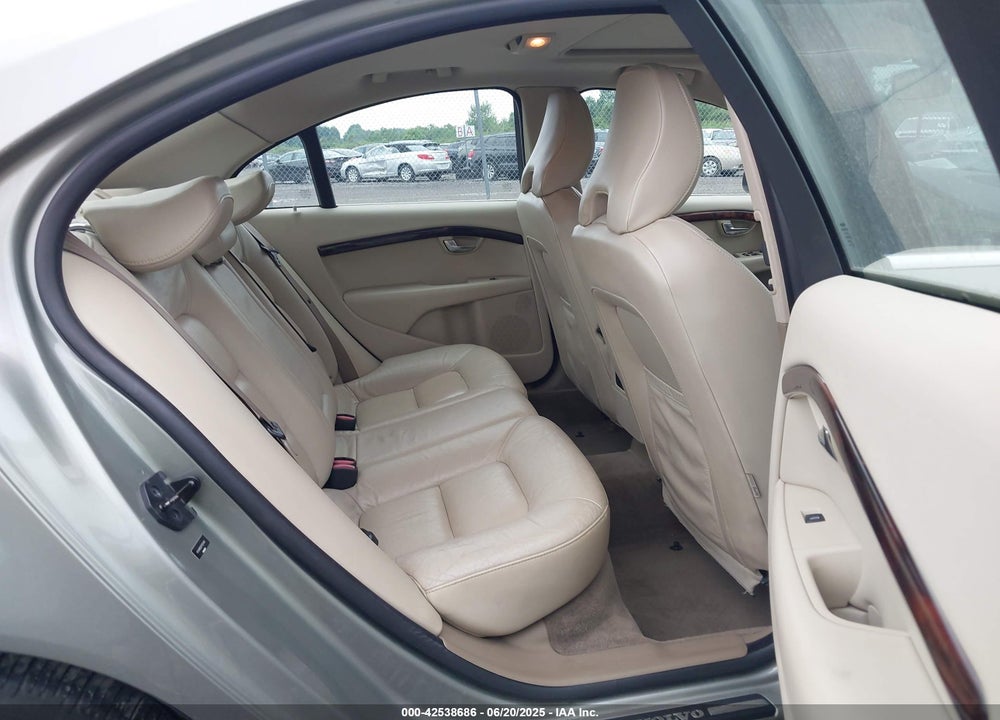 2007 VOLVO S80 VIN: YV1AH852071031494