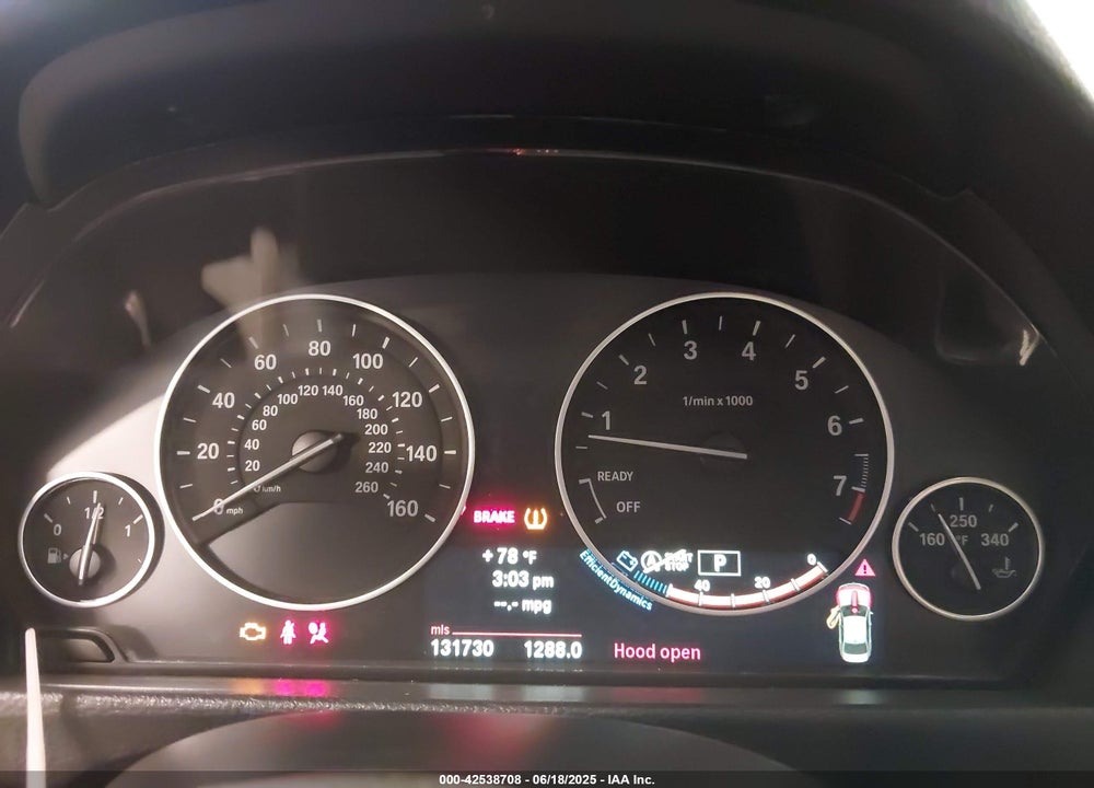 2013 BMW 3 SERIES VIN: WBA3B9C55DF587637