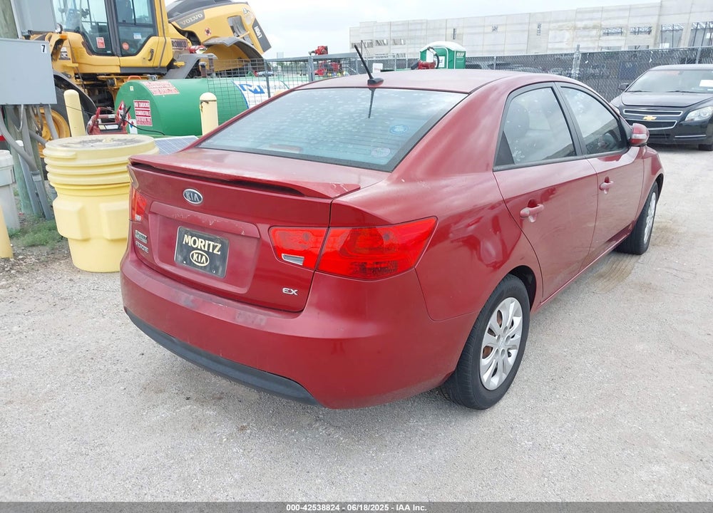 2010 KIA FORTE VIN: KNAFU4A21A5862649
