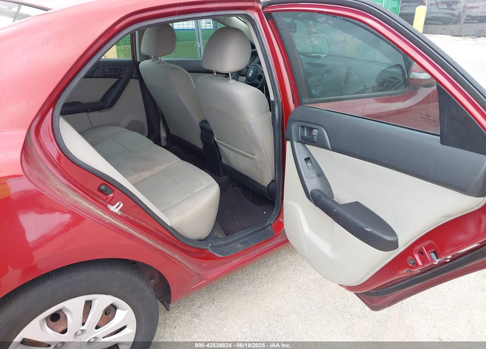 2010 KIA FORTE VIN: KNAFU4A21A5862649