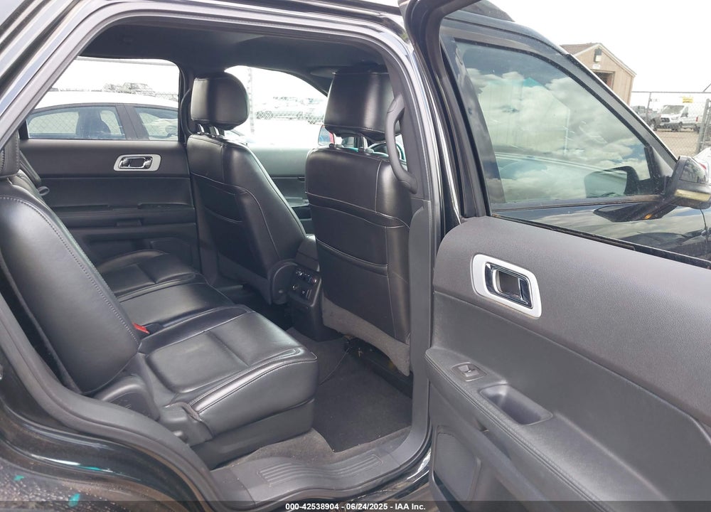 2011 FORD EXPLORER VIN: 1FMHK7F83BGA05525
