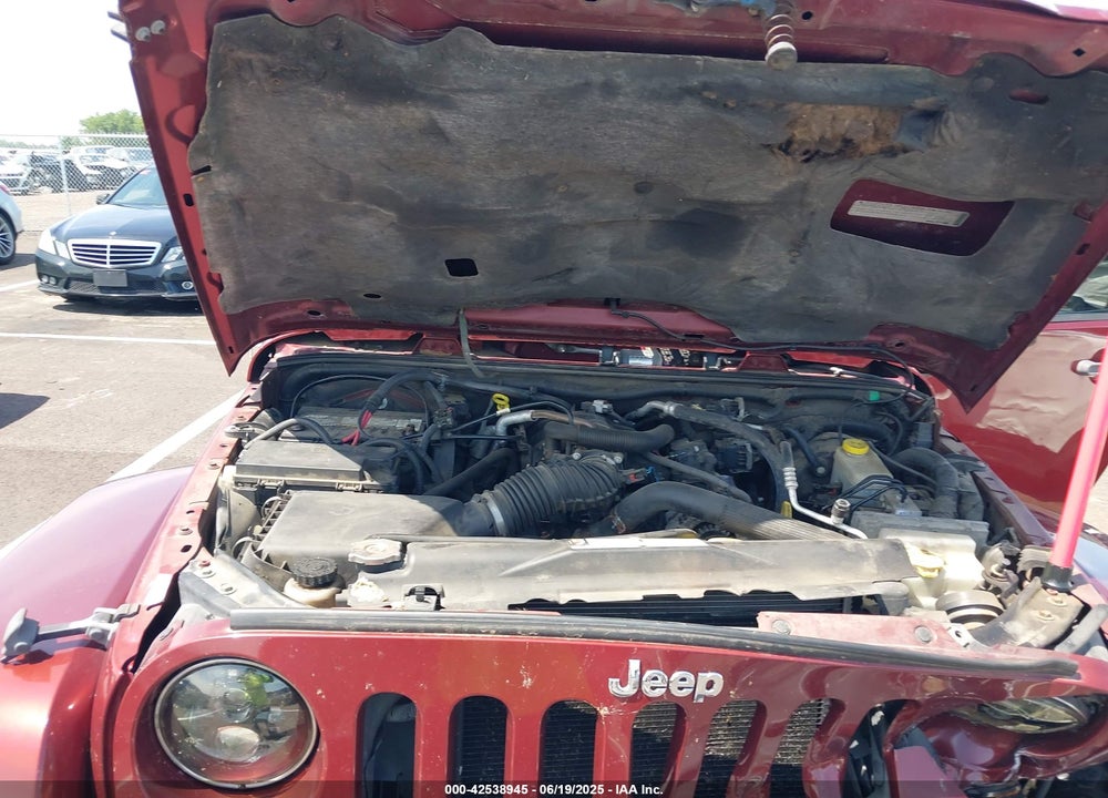 2010 JEEP WRANGLER UNLIMITED SAHARA VIN: 1J4BA5H18AL205611