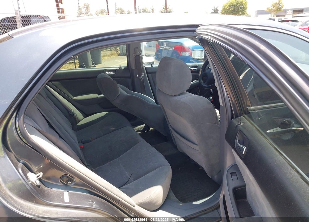 2004 HONDA ACCORD 3.0 LX VIN: 1HGCM66374A101284