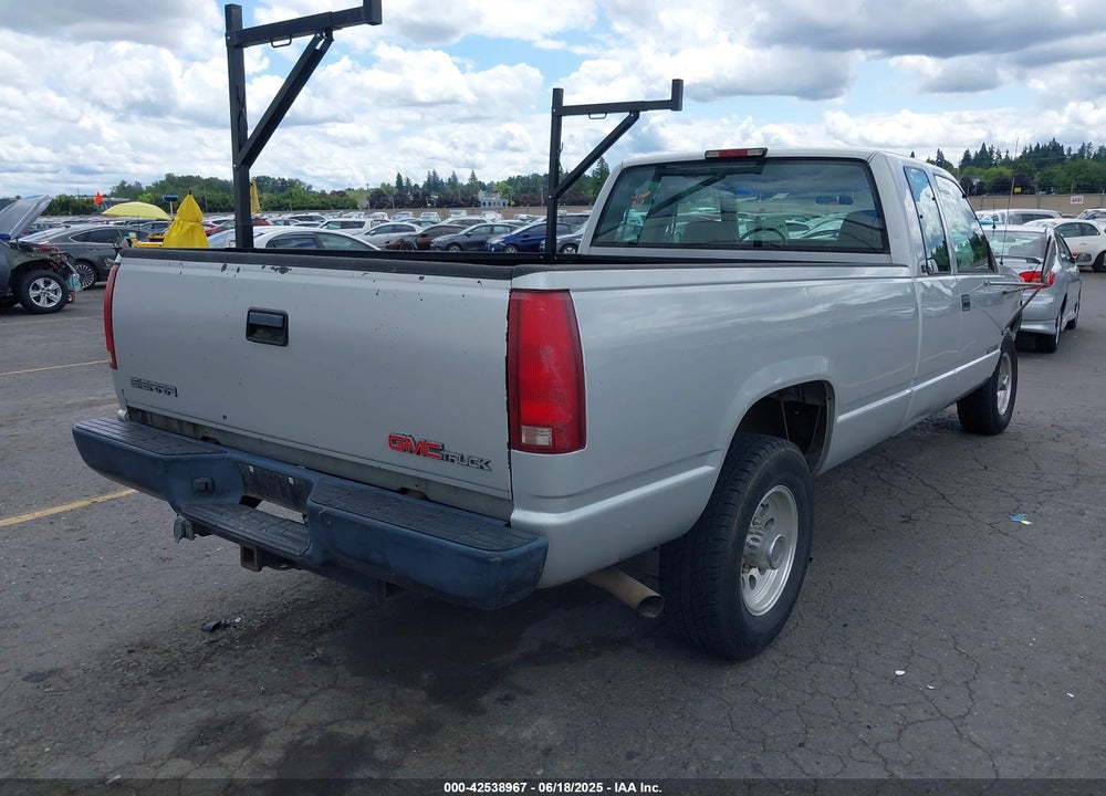 1996 GMC SIERRA C2500 VIN: 1GTGC29R4TE553017