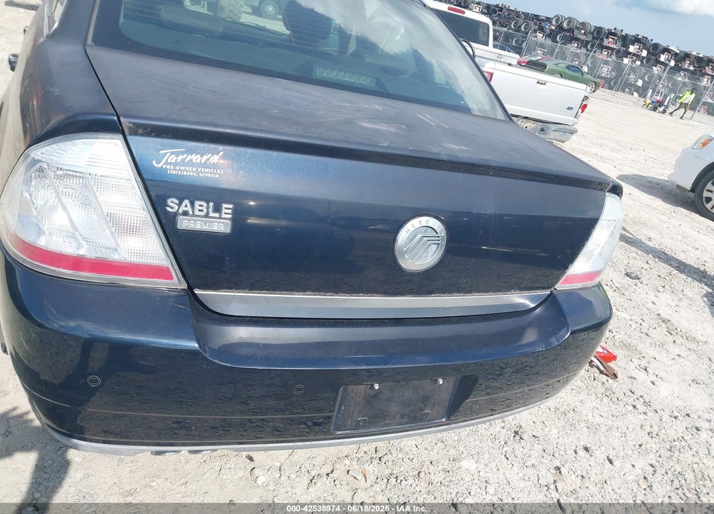 2008 MERCURY SABLE VIN: 1MEHM42W18G617893