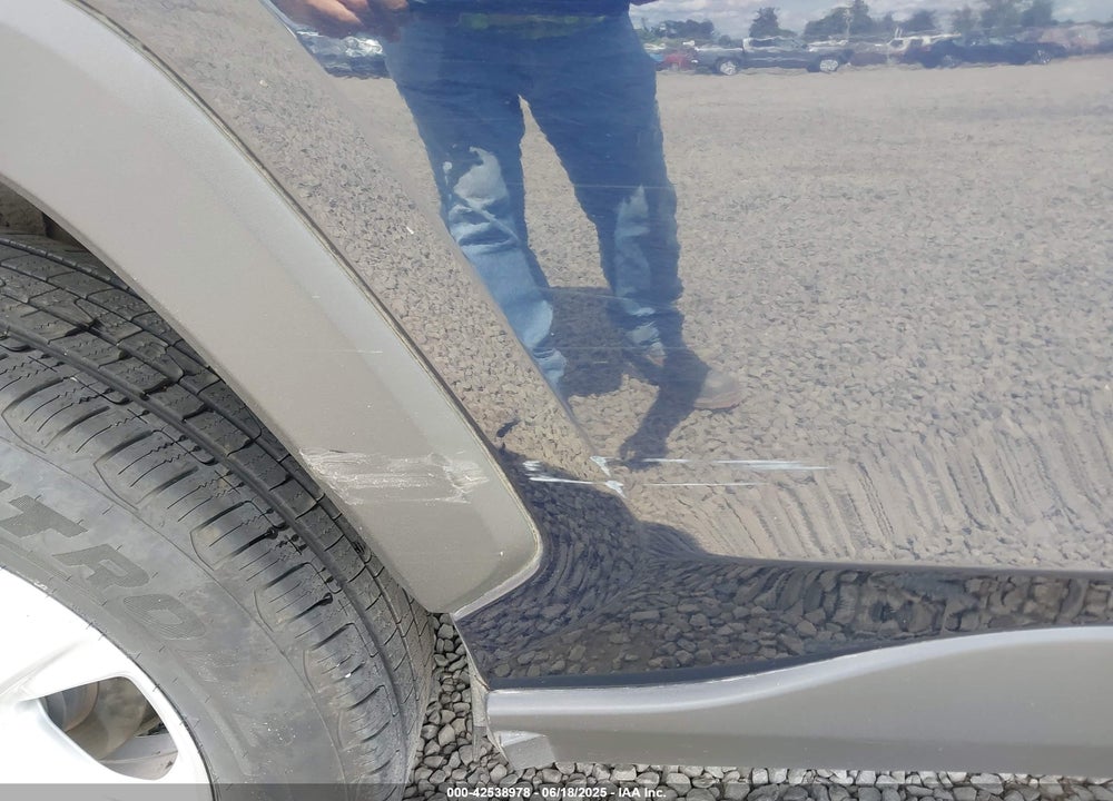 2019 TOYOTA RAV4 VIN: 2T3P1RFV0KC021630