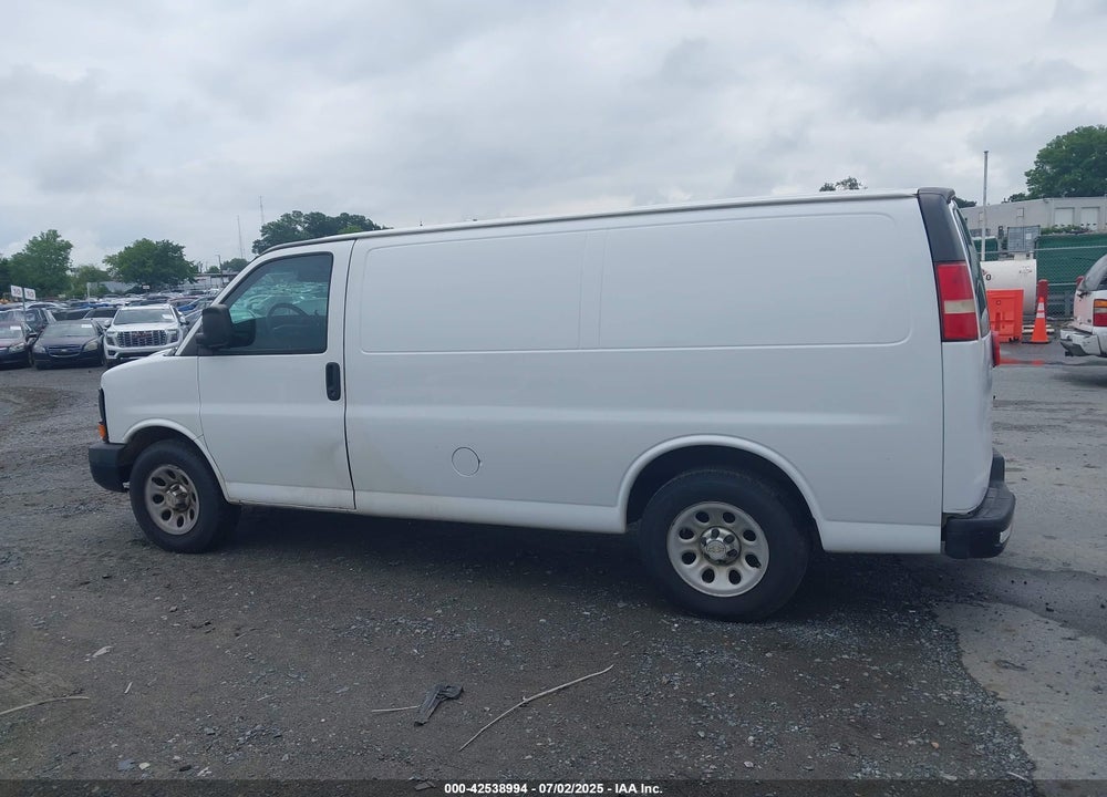 2014 CHEVROLET EXPRESS 1500 WORK VAN VIN: 1GCSGAFX1E1158329