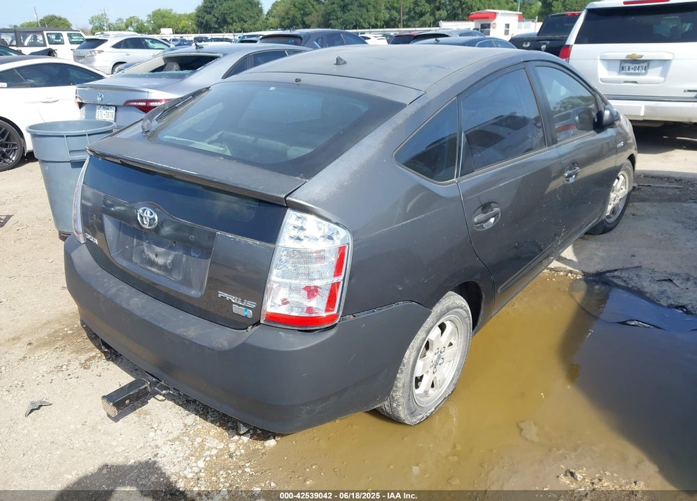 2006 TOYOTA PRIUS VIN: JTDKB20U063187474