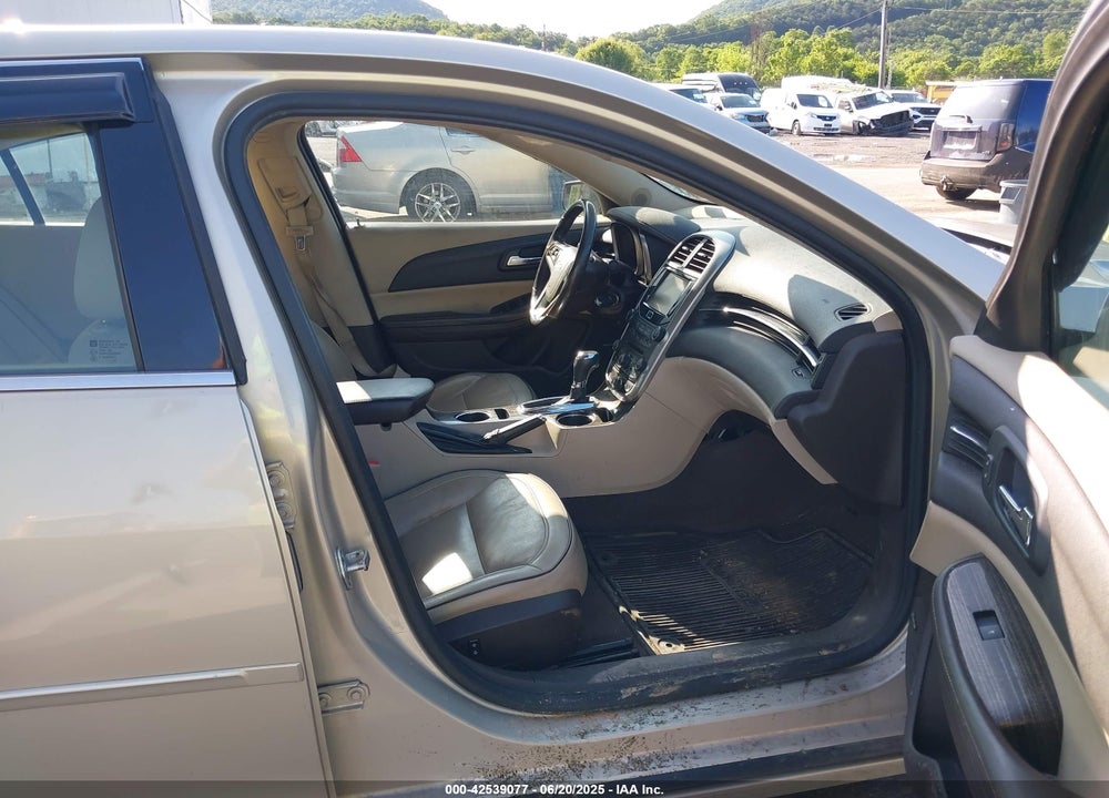 2014 CHEVROLET MALIBU VIN: 1G11E5SL0EF296564