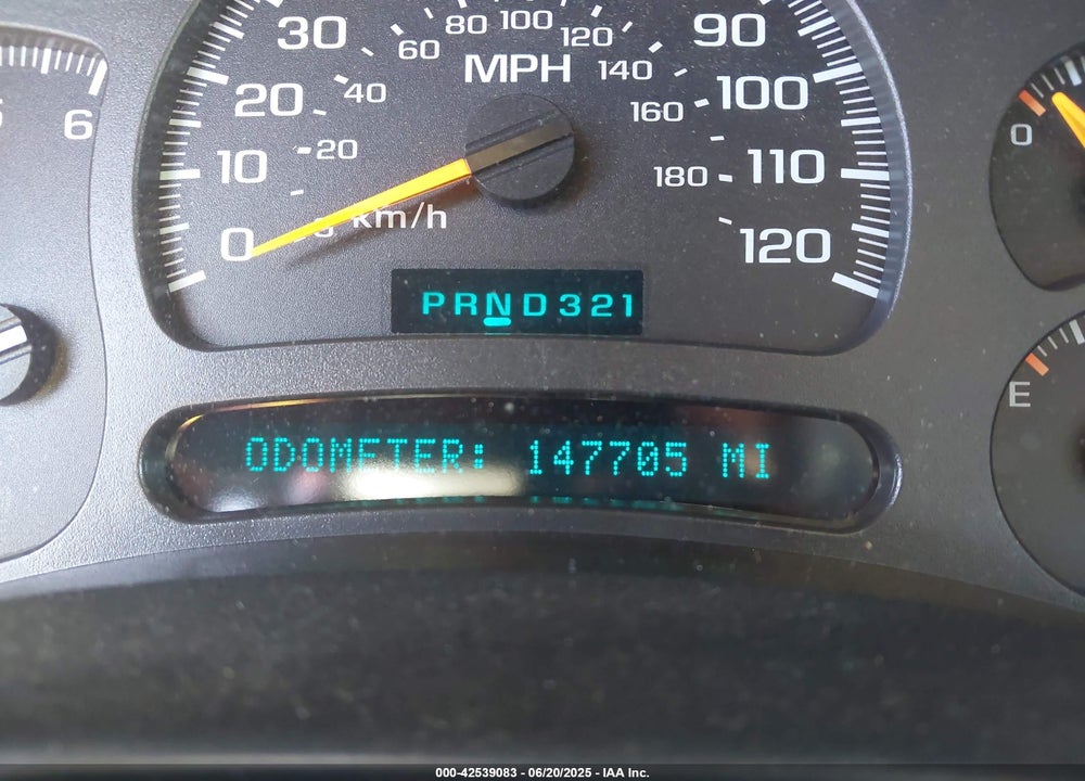 2003 GMC SIERRA 1500HD SLE VIN: 1GTGC13U33F220647