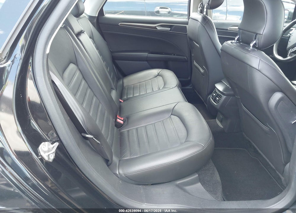 2014 FORD FUSION SE VIN: 3FA6P0H97ER381626