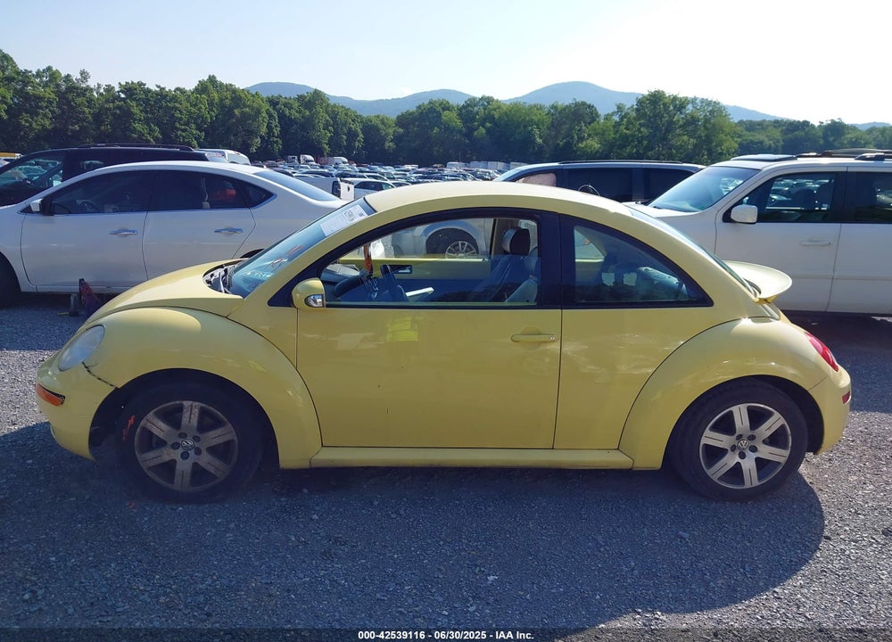 2006 VOLKSWAGEN NEW BEETLE 2.5 VIN: 3VWPW31C56M418578