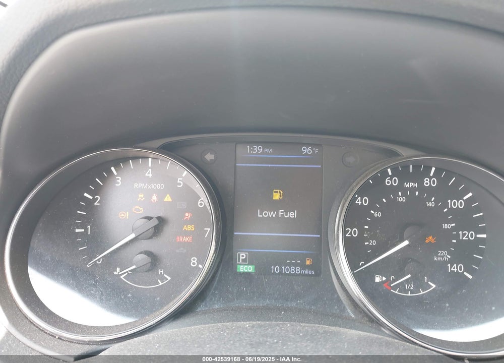 2018 NISSAN ROGUE VIN: JN8AT2MT1JW456068