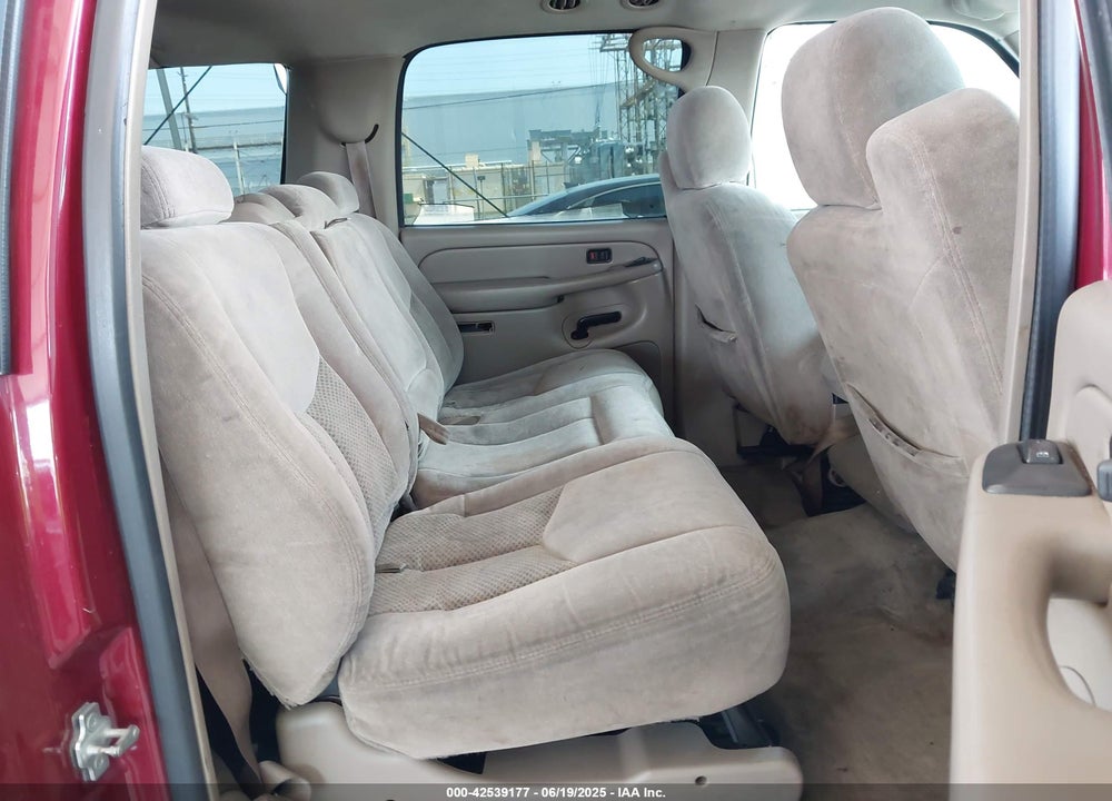 2004 CHEVROLET SUBURBAN 1500 LS VIN: 3GNEC16T24G299603