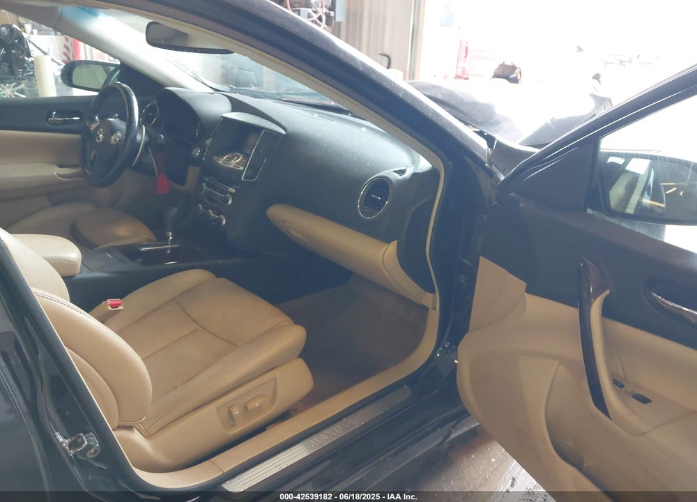 2010 NISSAN MAXIMA VIN: 1N4AA5AP5AC868558