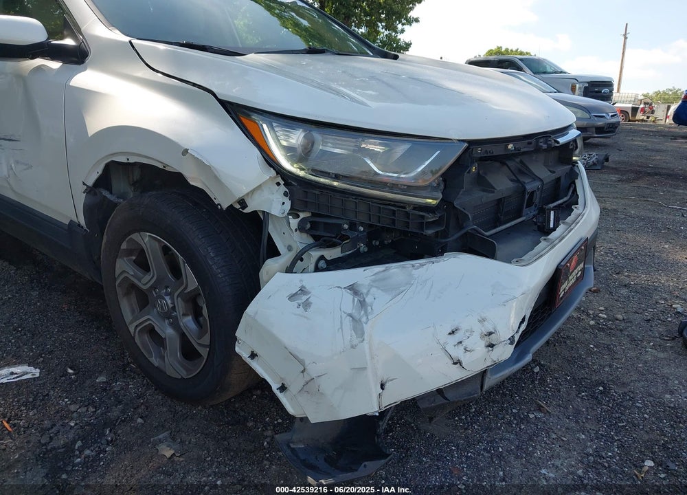 2018 HONDA CR-V VIN: 2HKRW2H87JH602331