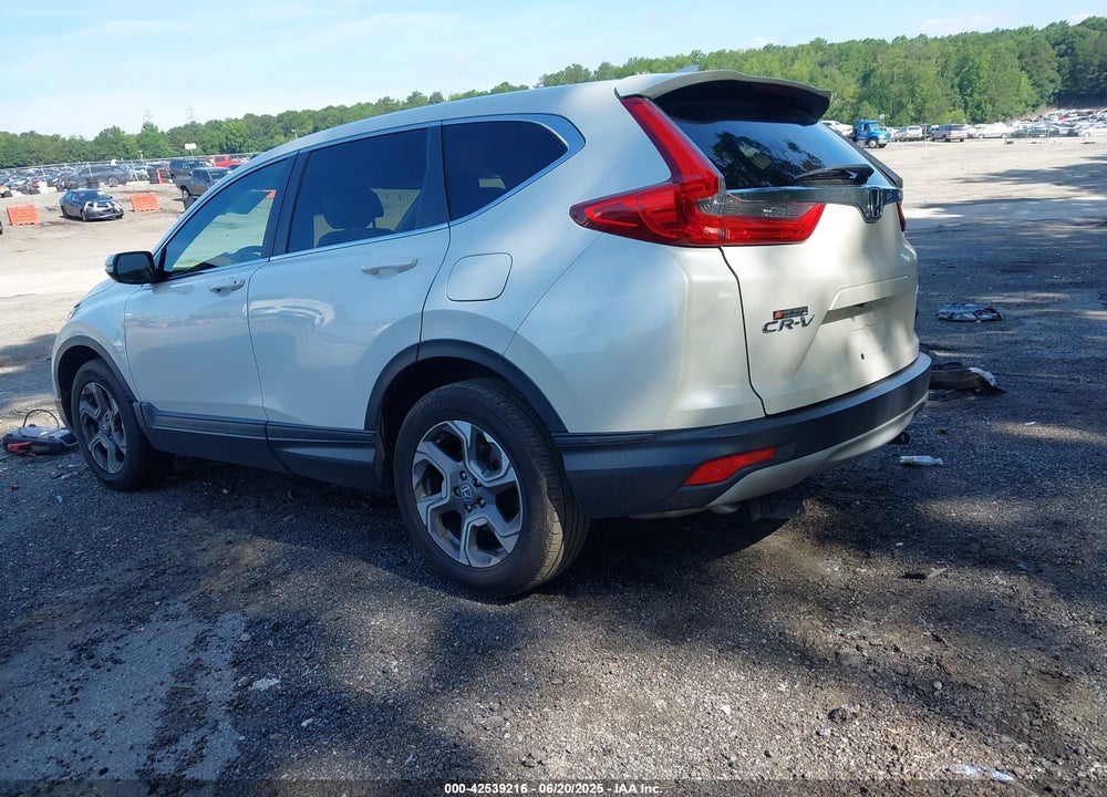 2018 HONDA CR-V VIN: 2HKRW2H87JH602331