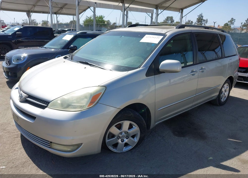 2004 TOYOTA SIENNA XLE VIN: 5TDZA22C24S120232