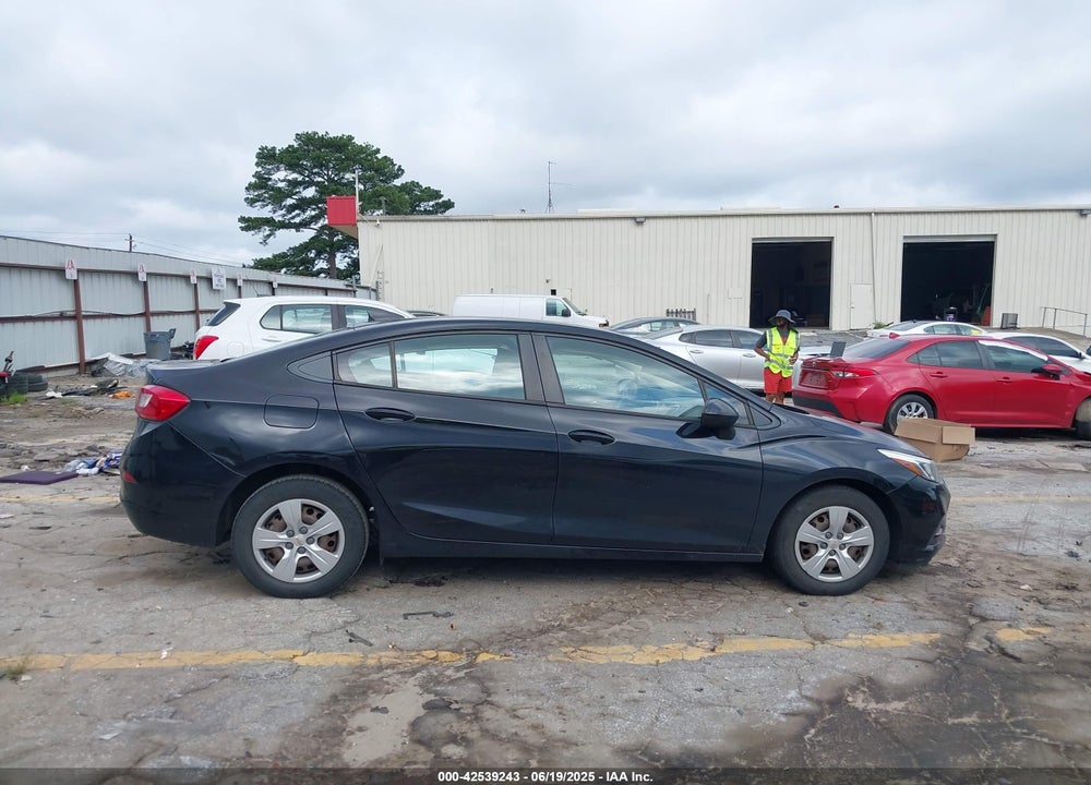 2017 CHEVROLET CRUZE VIN: 1G1BC5SM9H7281126