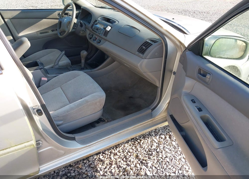 2004 TOYOTA CAMRY LE VIN: 4T1BE32K64U939657