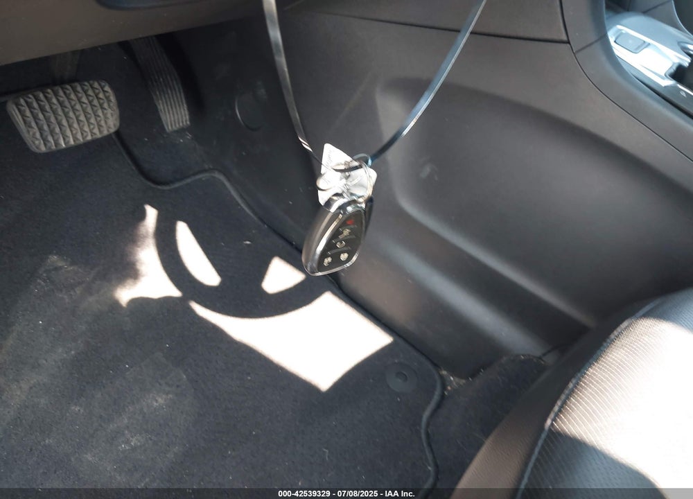 2020 CHEVROLET EQUINOX VIN: 2GNAXXEV2L6267317