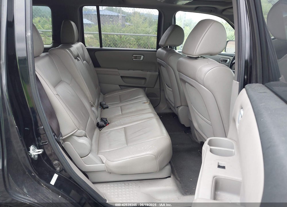 2012 HONDA PILOT EX-L VIN: 5FNYF3H56CB015238