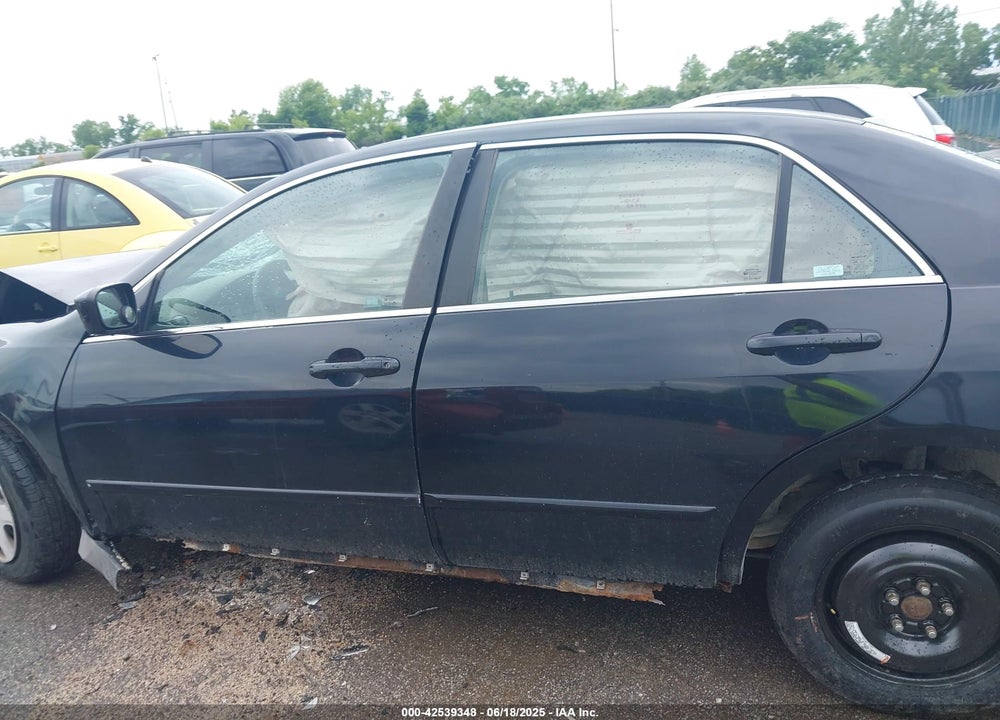 2005 HONDA ACCORD 2.4 LX VIN: 1HGCM564X5A162147