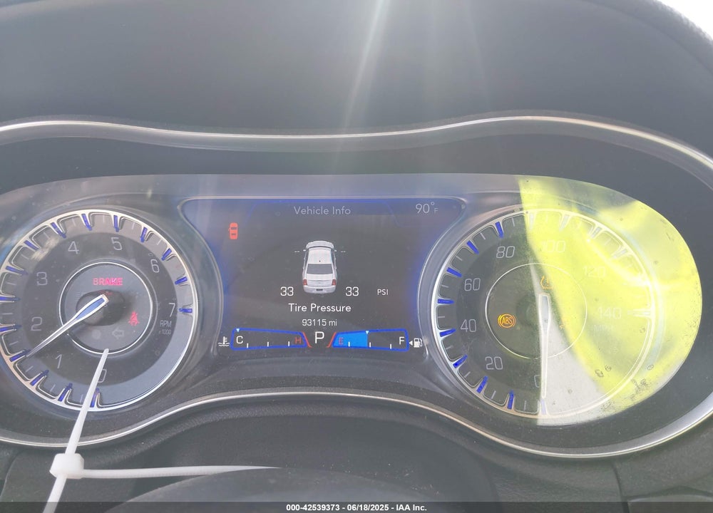 2019 CHRYSLER 300 LIMITED VIN: 2C3CCAEG4KH690581