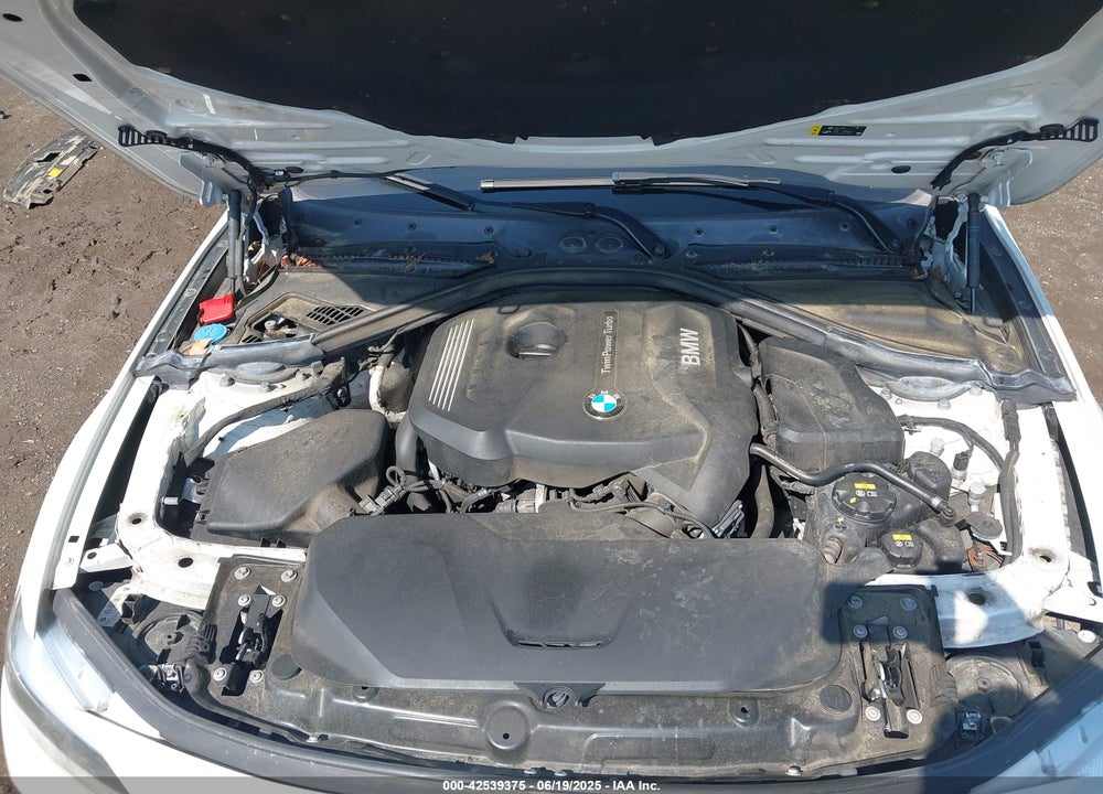 2017 BMW 3 SERIES VIN: WBA8D9G33HNU62673