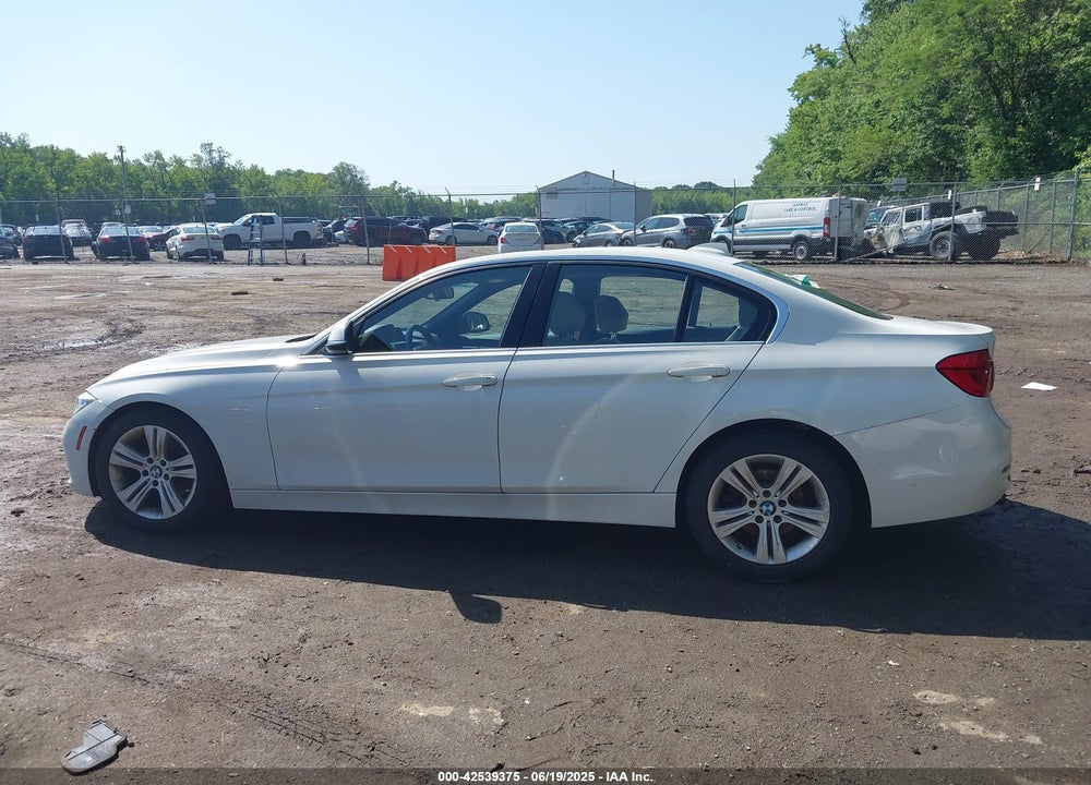 2017 BMW 3 SERIES VIN: WBA8D9G33HNU62673