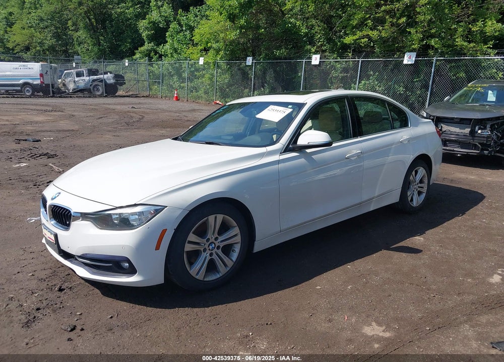 2017 BMW 3 SERIES VIN: WBA8D9G33HNU62673