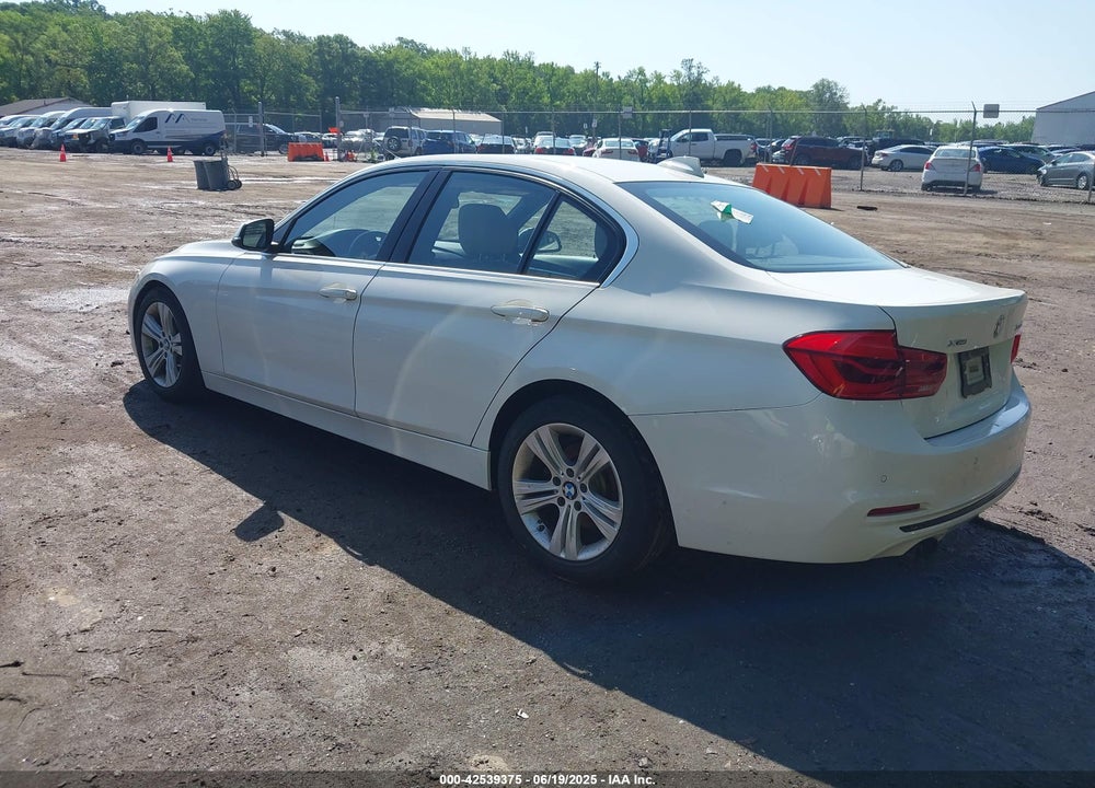 2017 BMW 3 SERIES VIN: WBA8D9G33HNU62673