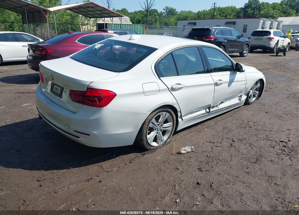 2017 BMW 3 SERIES VIN: WBA8D9G33HNU62673
