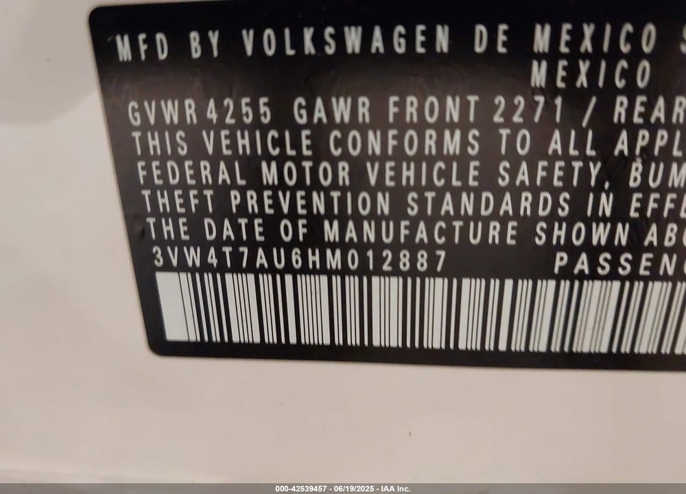 2017 VOLKSWAGEN GOLF GTI VIN: 3VW4T7AU6HM012887