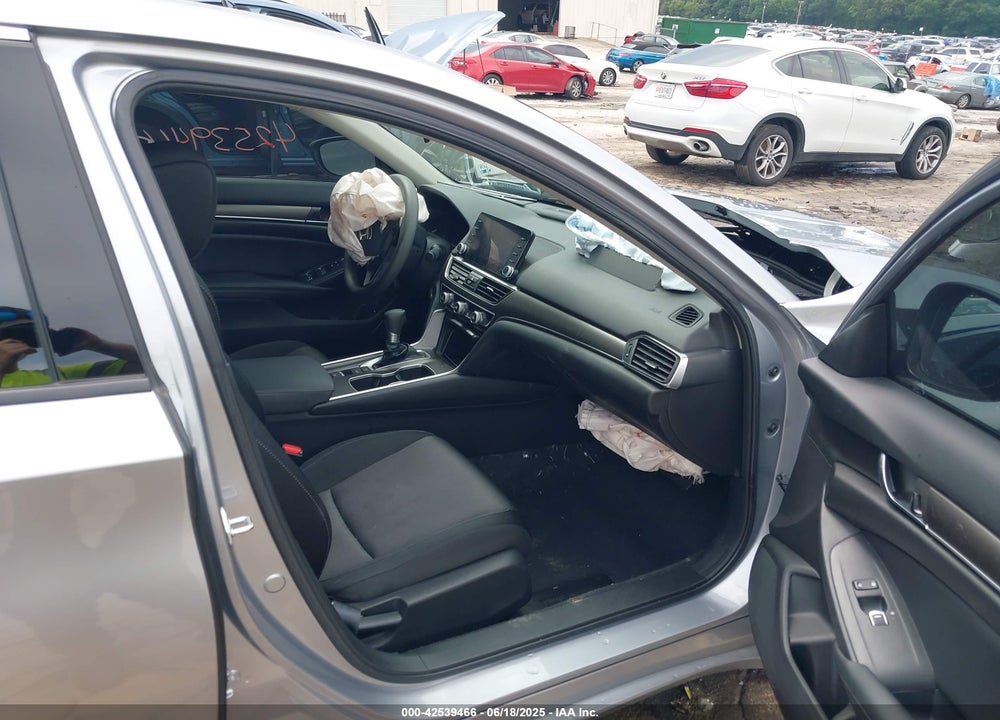 2022 HONDA ACCORD VIN: 1HGCV1F13NA004292