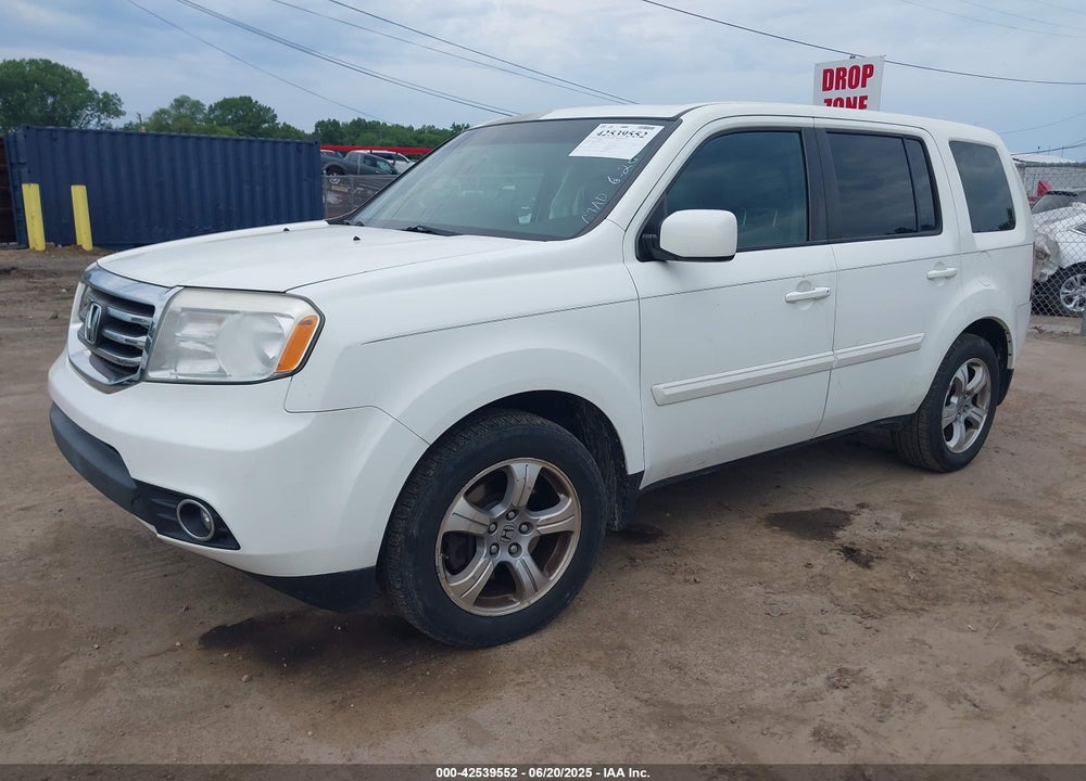 2014 HONDA PILOT EX-L VIN: 5FNYF4H51EB026883