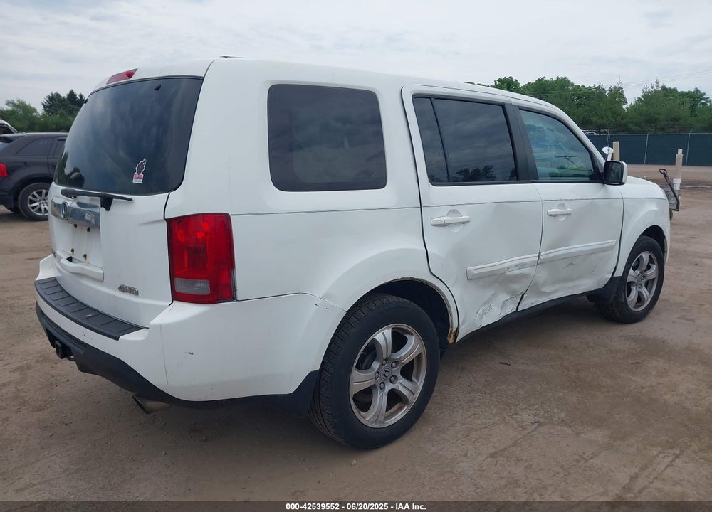 2014 HONDA PILOT EX-L VIN: 5FNYF4H51EB026883