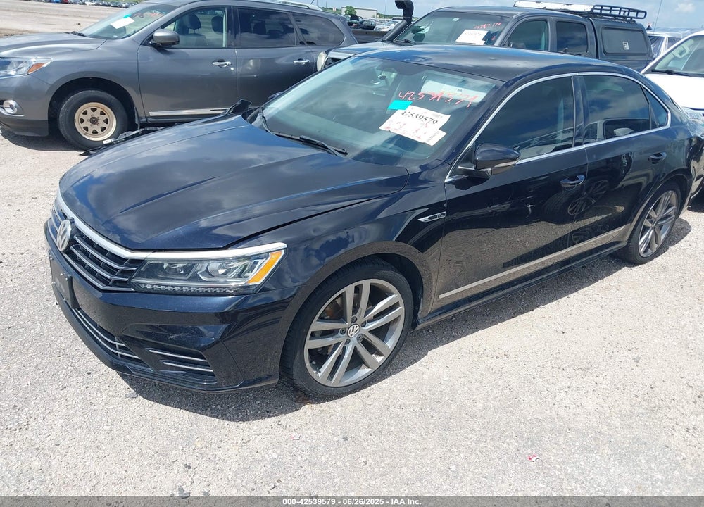 2017 VOLKSWAGEN PASSAT VIN: 1VWDT7A35HC025803