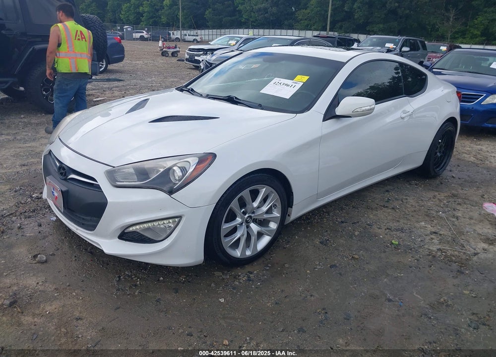 2013 HYUNDAI GENESIS VIN: KMHHU6KJ4DU092594