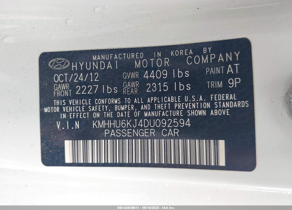 2013 HYUNDAI GENESIS VIN: KMHHU6KJ4DU092594