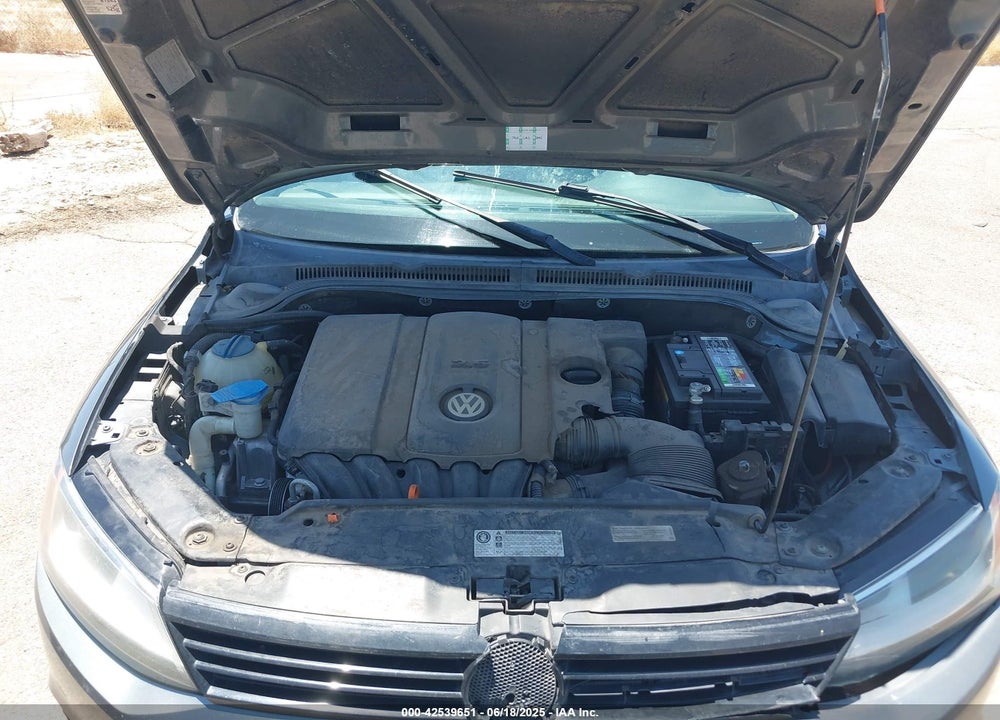 2012 VOLKSWAGEN JETTA VIN: 3VWDX7AJ2CM420970