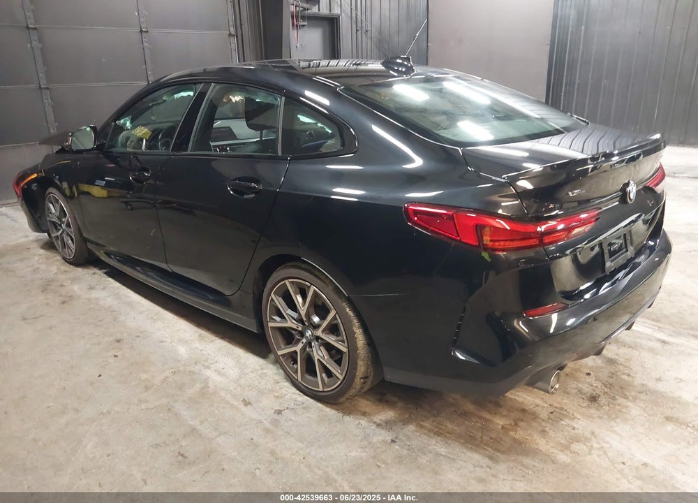 2024 BMW 2 SERIES VIN: WBA73AK08R7N47043