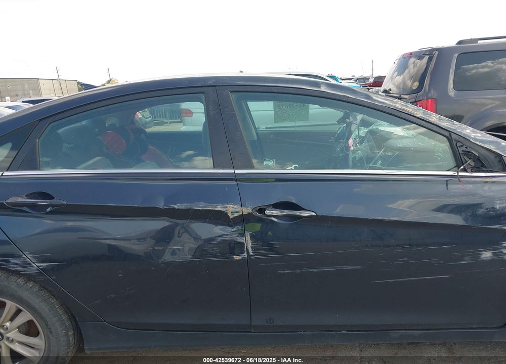 2013 HYUNDAI SONATA VIN: 5NPEB4AC0DH570489