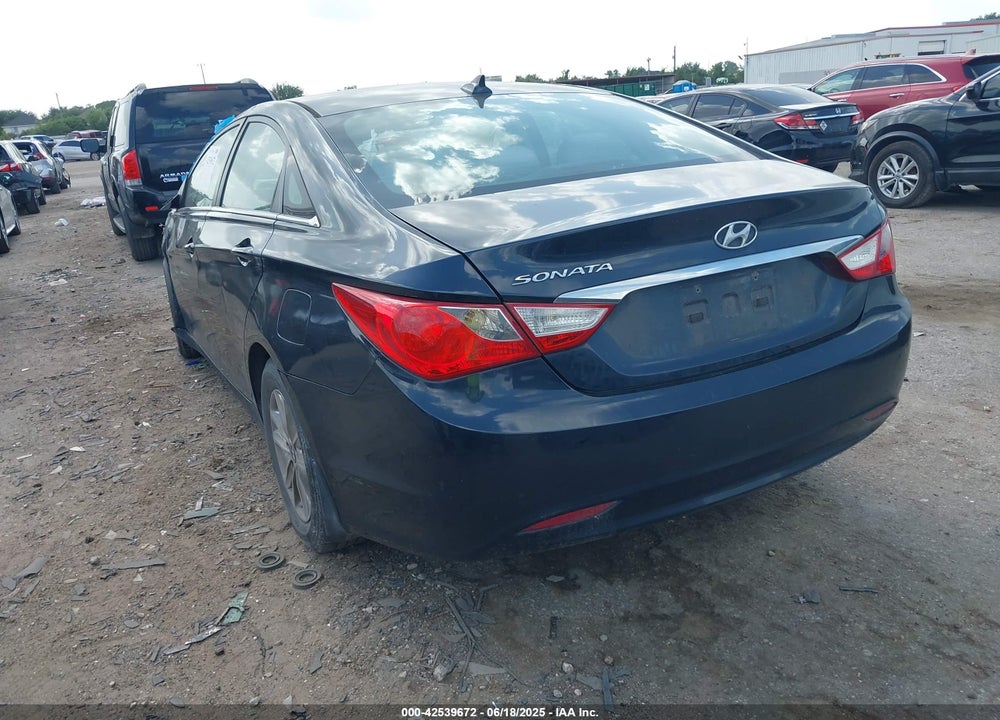 2013 HYUNDAI SONATA VIN: 5NPEB4AC0DH570489