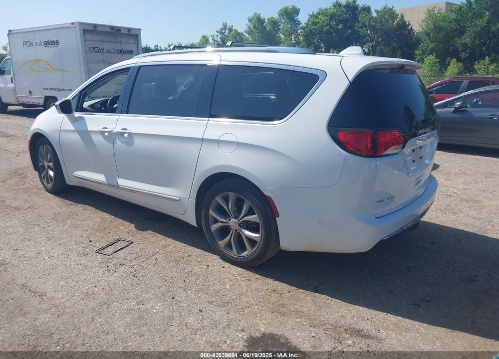 2018 CHRYSLER PACIFICA LIMITED VIN: 2C4RC1GG7JR260345