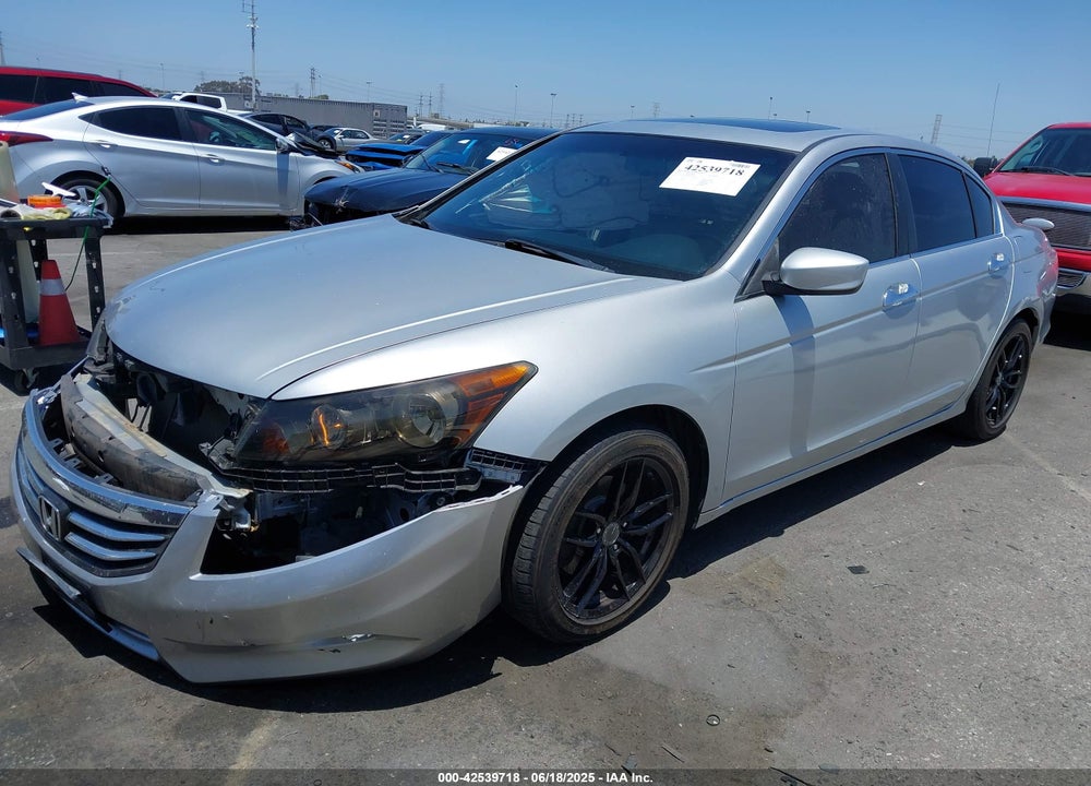2011 HONDA ACCORD VIN: 1HGCP3F85BA016300