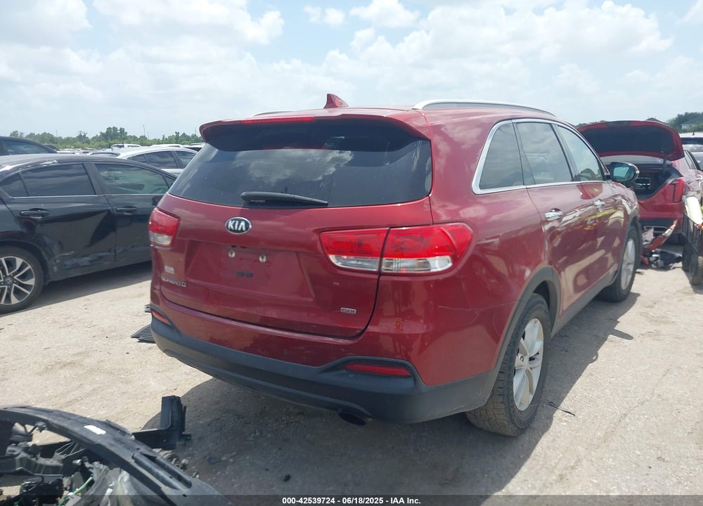 2018 KIA SORENTO VIN: 5XYPGDA35JG425042